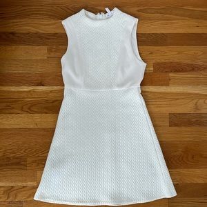 EUC BCBGeneration 0 white quilted skater A line dress